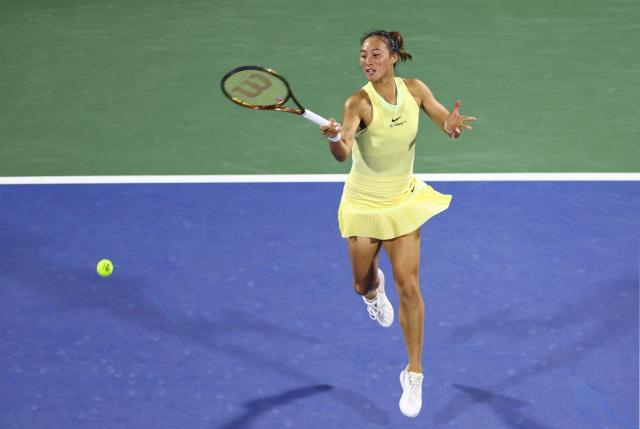 郑钦文对斯瓦泰克六连败 与“三巨头”仍有不小差距